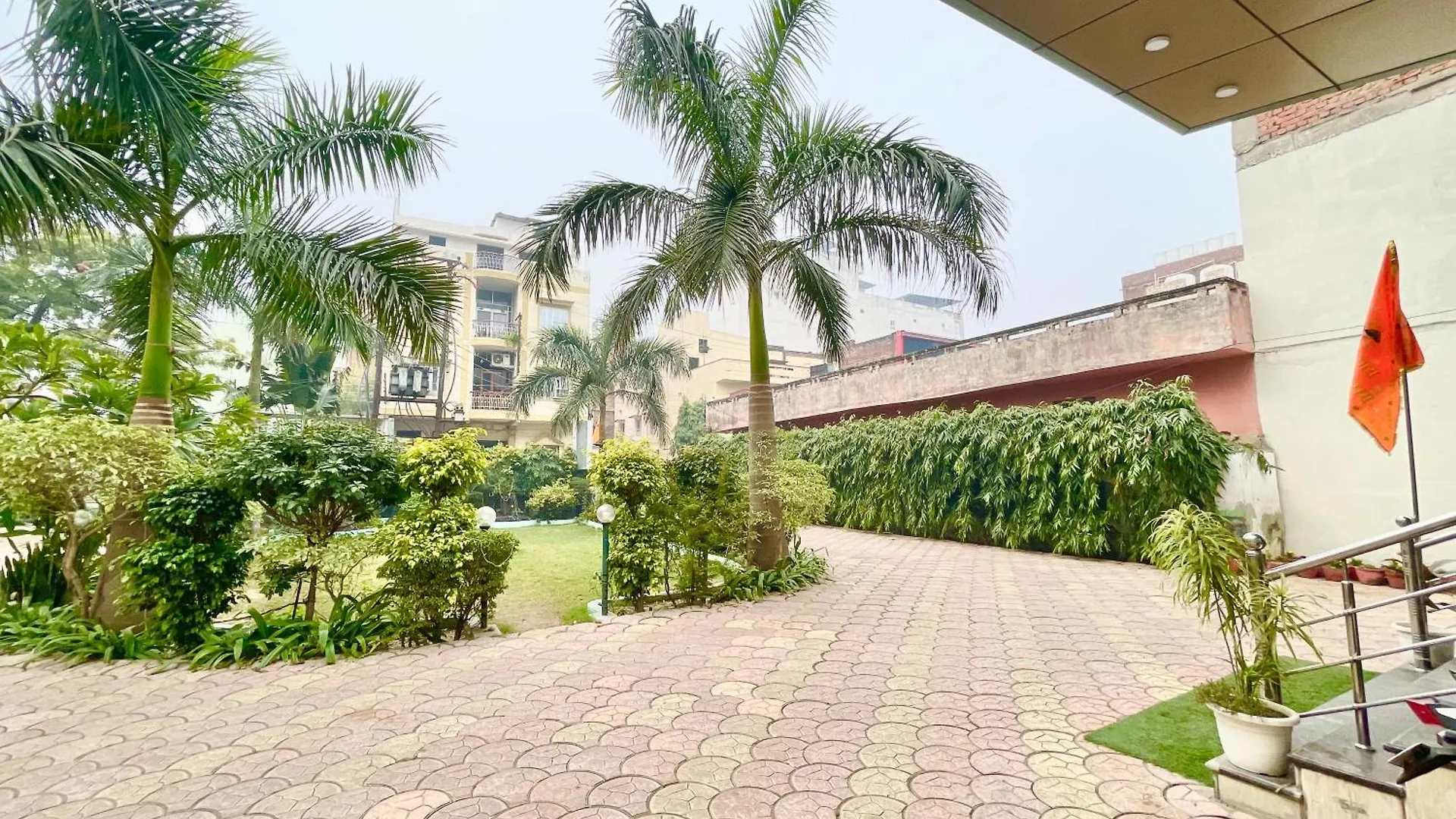 ****  Hotel Varanasi Palace ! Varanasi Foreigner'S Choice ! Fully-Air-Conditioned-Hotel Lift-And-Parking-Availability, Near Kashi Vishwanath Temple, And Ganga Ghat 印度